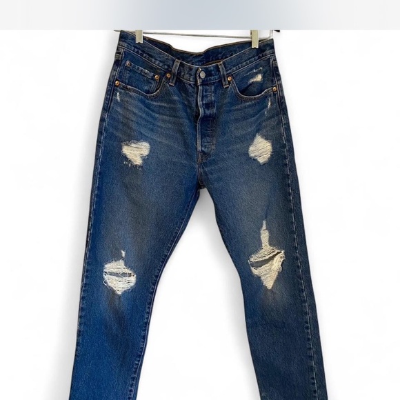 Levi's Iconic 501 Men's Blue Distressed Straight Jeans size 32 - Picture 2 of 8